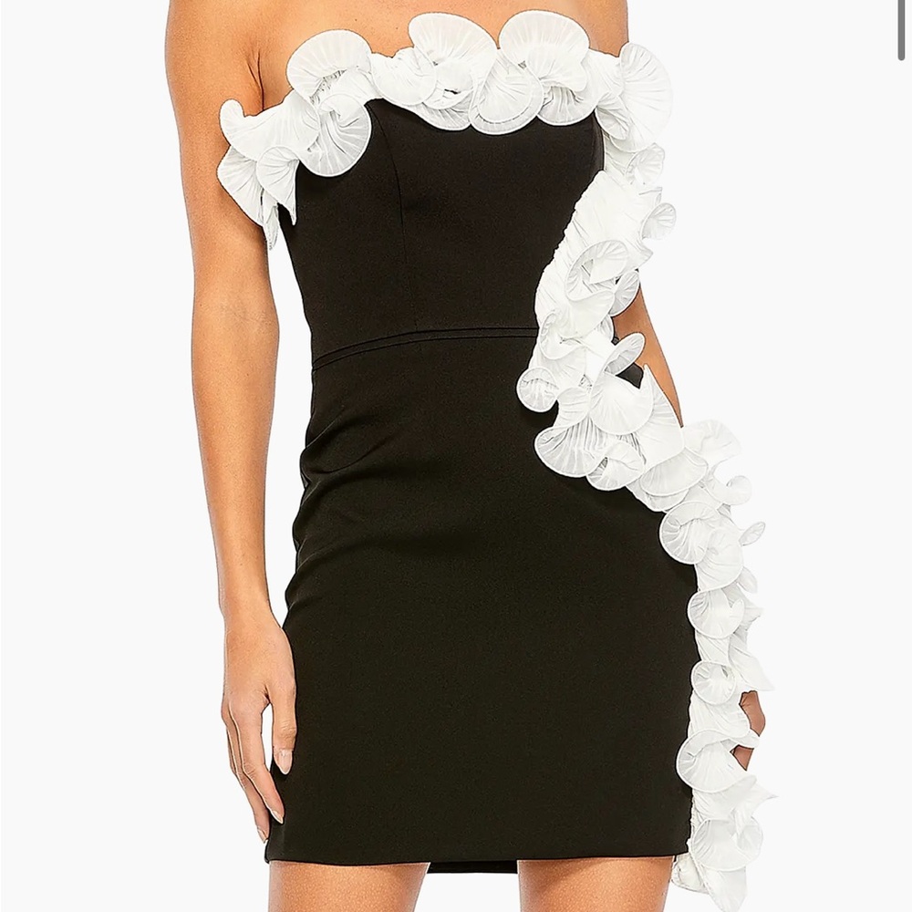 IEENA for Mac Duggal Strapless Ruffle Minidress Black with white ruffle Size 12